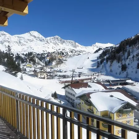 Steinadler - Exklusive In Direkt Am Skilift Appartement