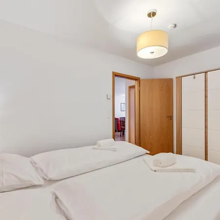 Steinadler - Exklusive In Direkt Am Skilift Appartement Obertauern
